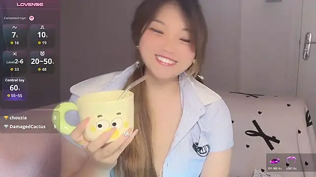 EE-01 Live XXX-chat