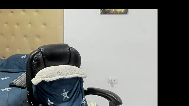 Chat XXX en directo de Latinboyco77