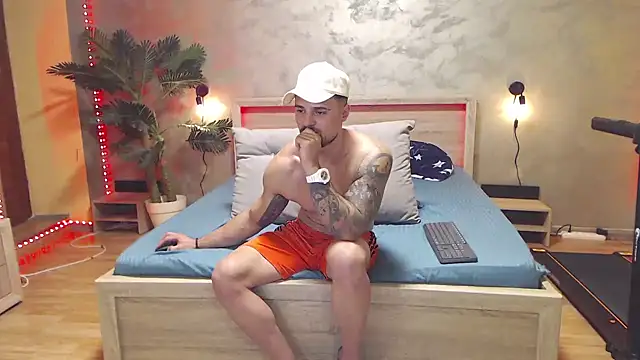 دردشة Tiberius_hunk الجنسية المباشرة