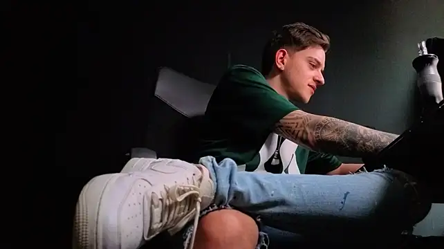 FelixStarkk – Live XXX-chat