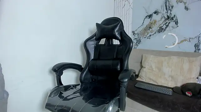 oliverSky_'s Live XXX Chat