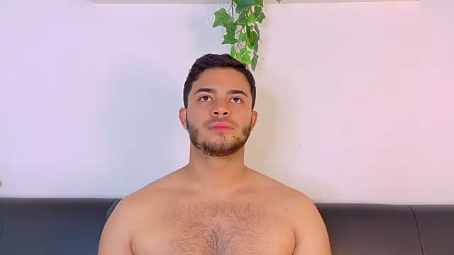 Živý XXX chat TylerWest_