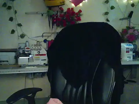 Anaconda2350's Live XXX Chat
