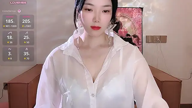 upoo7lt's Live XXX Chat