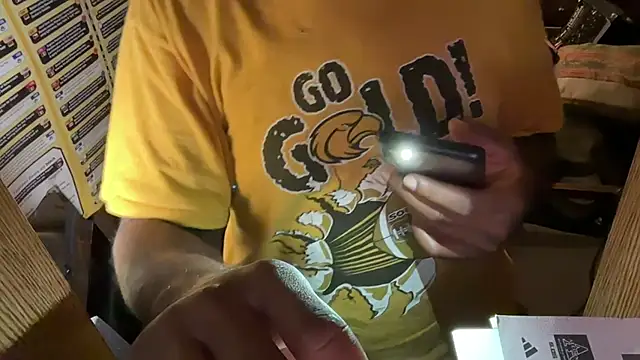 ORANGE_FACE_INWARD's Live XXX Chat