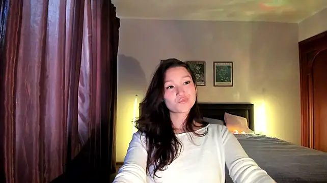 adeline Adlı Modelin Canlı XXX Sohbeti