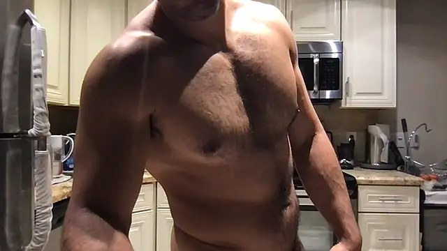 XXX chat uživo modela BigGuyMuscle