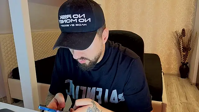 LoganStroud – Naživo XXX chat