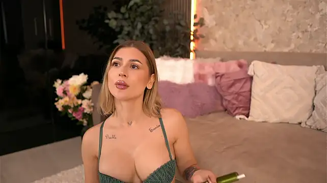 Chat +18 de DaisyVerse ao vivo