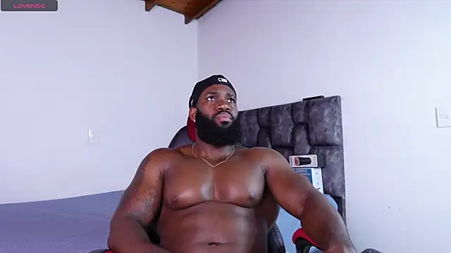 james_musclebbc live XXX chat