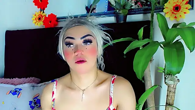 NathalialLooes 现场XXX聊天