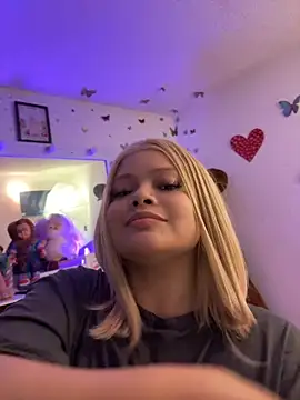 barbiee_doll1's Live XXX Chat
