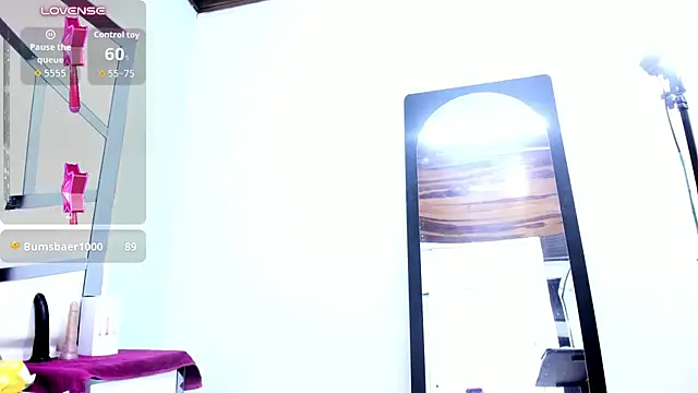 MiaHarper3's Live XXX Chat
