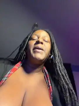 GirthGoddessCoco's Live XXX Chat