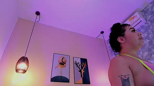 Melinacruuz's Live XXX Chat