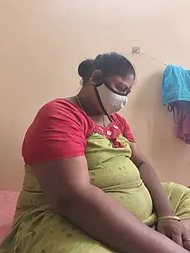 sreemamitha9's Live XXX Chat