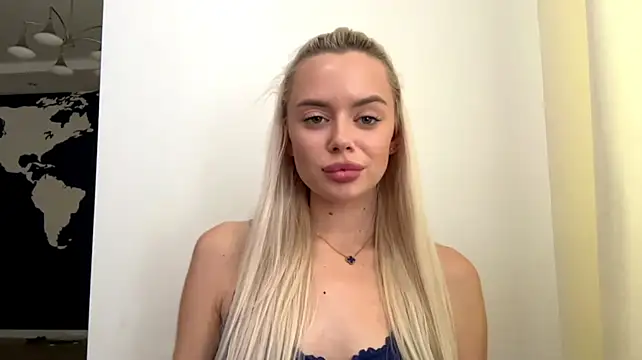 NakitaSavely's Live XXX Chat