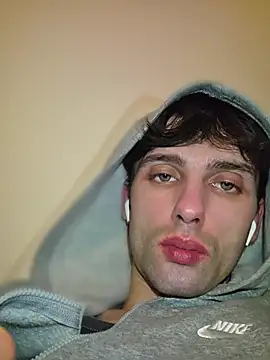 XXX chat uživo modela Bad_Bitch_Boy