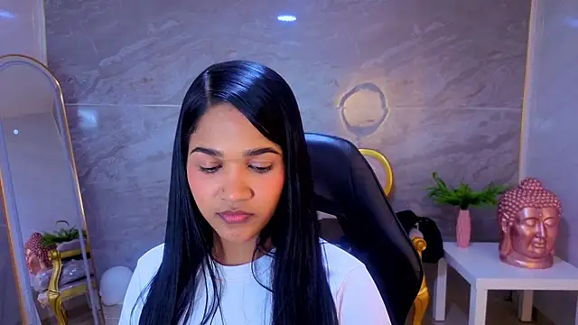 JadeRose_s Adlı Modelin Canlı XXX Sohbeti