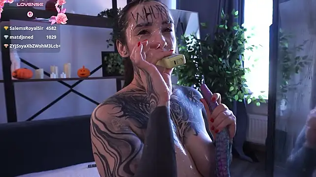 EvaCanton's Live XXX Chat