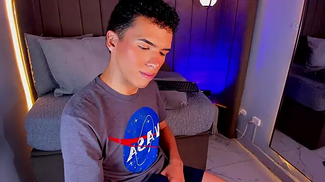 Онлайн чат XXX Seab_trooy