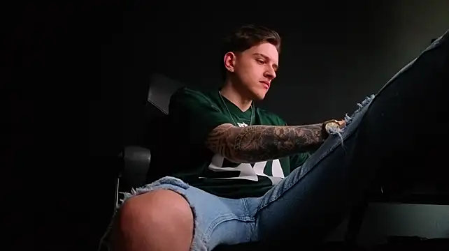 FelixStarkk Live XXX Chat