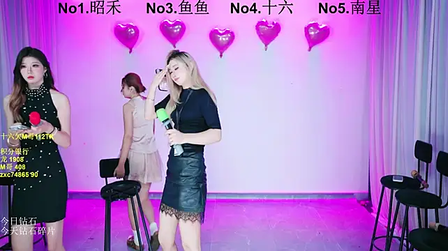 FC-008's Live XXX Chat