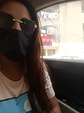 hot-punjabi-couple's Live XXX Chat