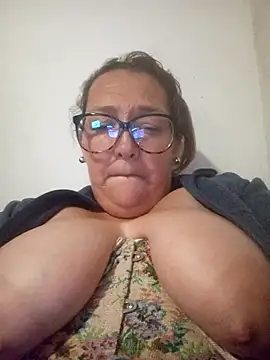 _Saraqueen--'s Live XXX Chat