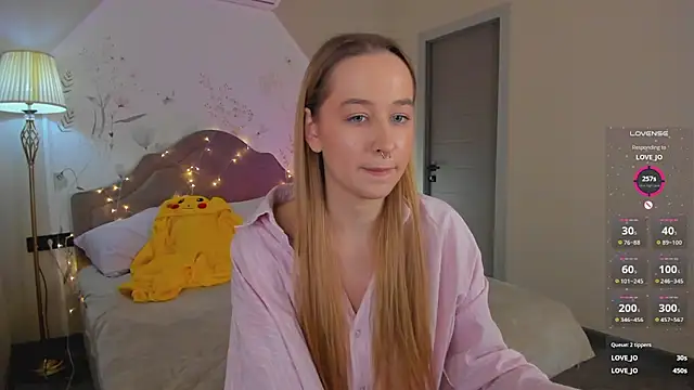 Sweett_Monica's Live XXX Chat