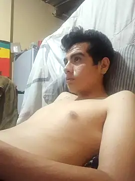 Ortiz3404's Live XXX Chat