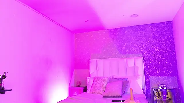 AmyRider_ Adlı Modelin Canlı XXX Sohbeti