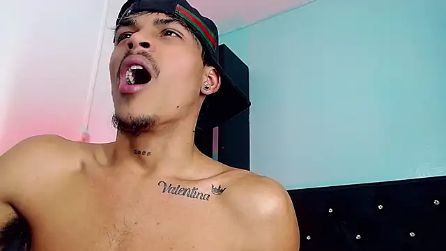 Chat +18 de Angel_foxc13 ao vivo