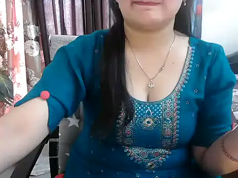 _chitranshi Chat XXX live