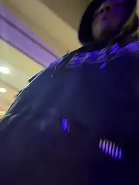 Immaculatewood Live XXX-chat