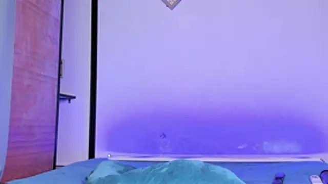 amon_kyle Adlı Modelin Canlı XXX Sohbeti
