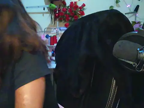 Anaconda2350 Live XXX-Chat