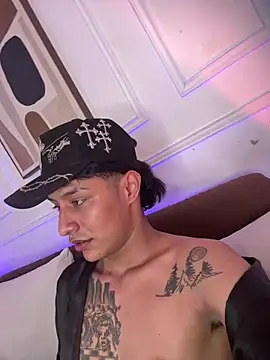Stone_grey1_ Chat XXX in diretta