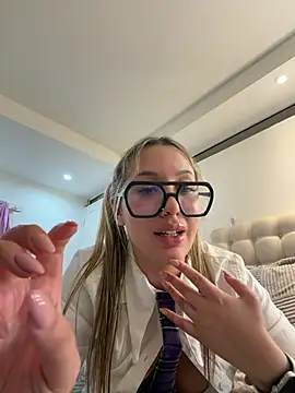 Živý XXX chat Mialunaxx