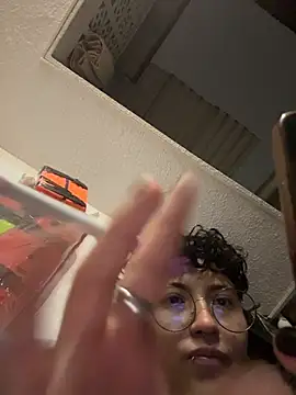 ian_mathias_ লাইভ XXX চ্যাট