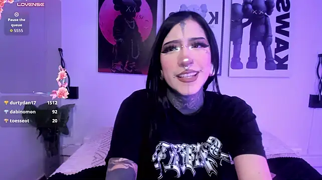 Kat_VonDen Live XXX chat