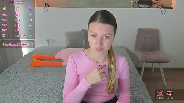 Kitkatvel Chat XXX in diretta