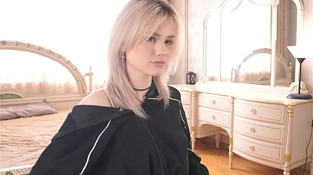 MercedezTimbs' Live XXX Chat