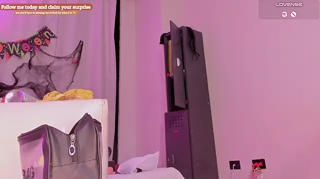 Heicy_'s Live XXX Chat