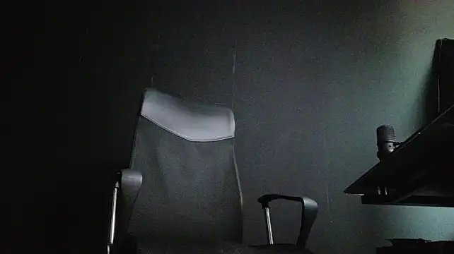 Онлайн чат XXX FelixStarkk