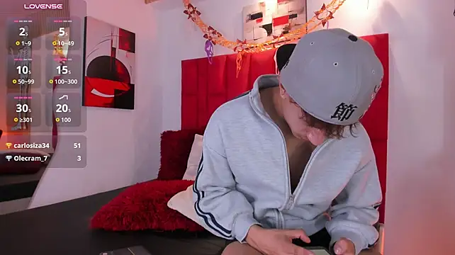 Chat +18 de Santi_Williams ao vivo