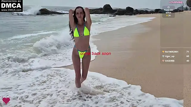 Kate001のライブXXXチャット