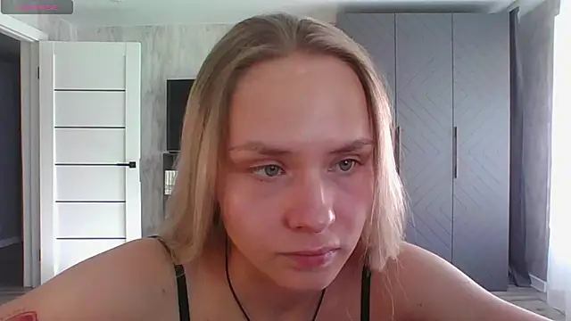 Онлайн чат XXX Annie_Cohn