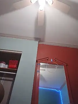 צ'אט XXX בשידור חי של ReallyReallyReal