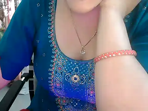 _chitranshi লাইভ XXX চ্যাট